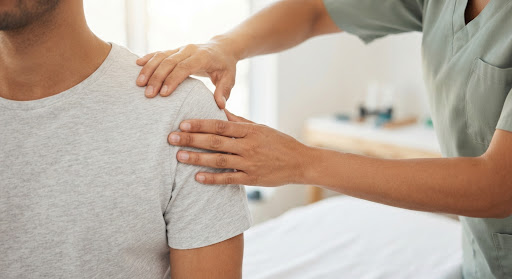 Technique manuelle de kinésithérapie / Manual kinesitherapy technique